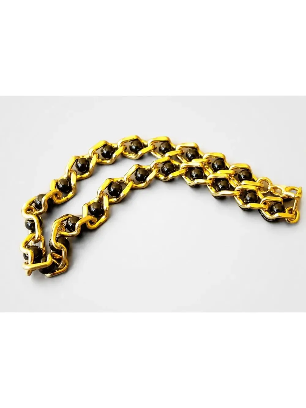 Signed Avon Black & Gold Beaded Bracelet Vintage‎ Desinger Dainty gbr-63